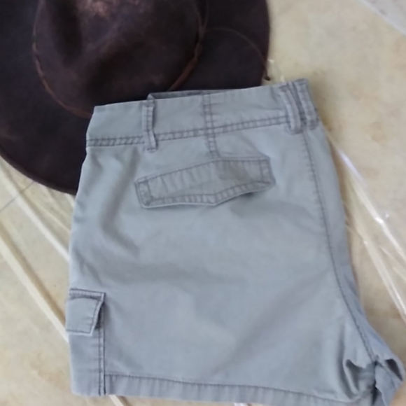 Short - Picture 2 of 2